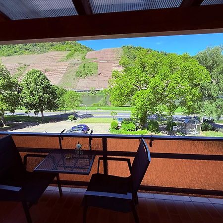Hotel Weinhaus Hirschen Bruttig Zewnętrze zdjęcie
