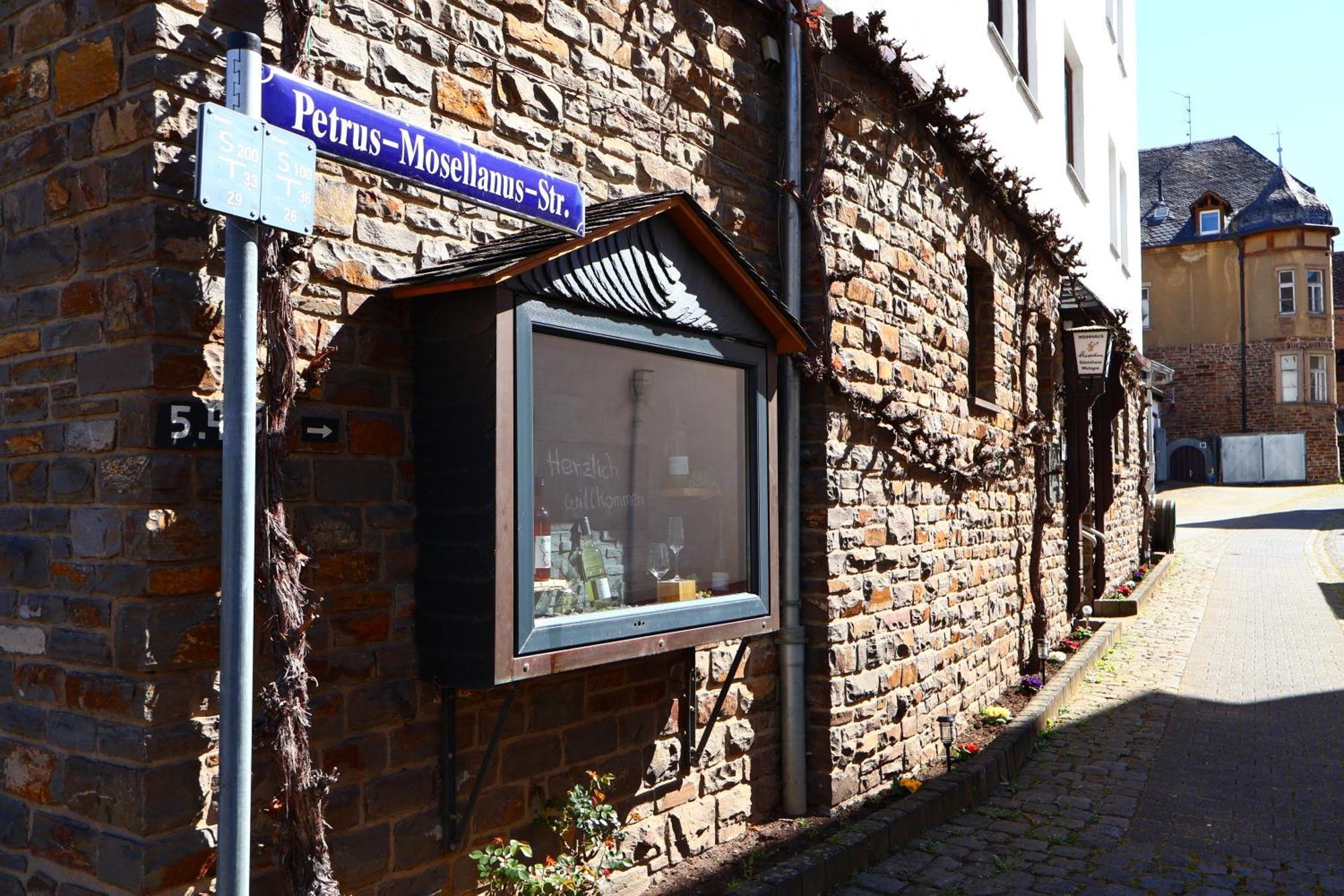 Hotel Weinhaus Hirschen Bruttig Zewnętrze zdjęcie