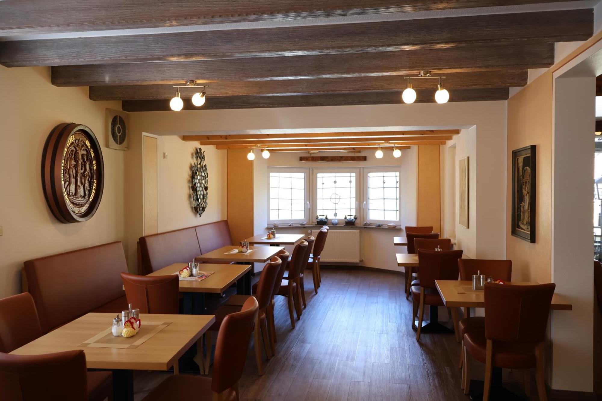 Hotel Weinhaus Hirschen Bruttig Zewnętrze zdjęcie